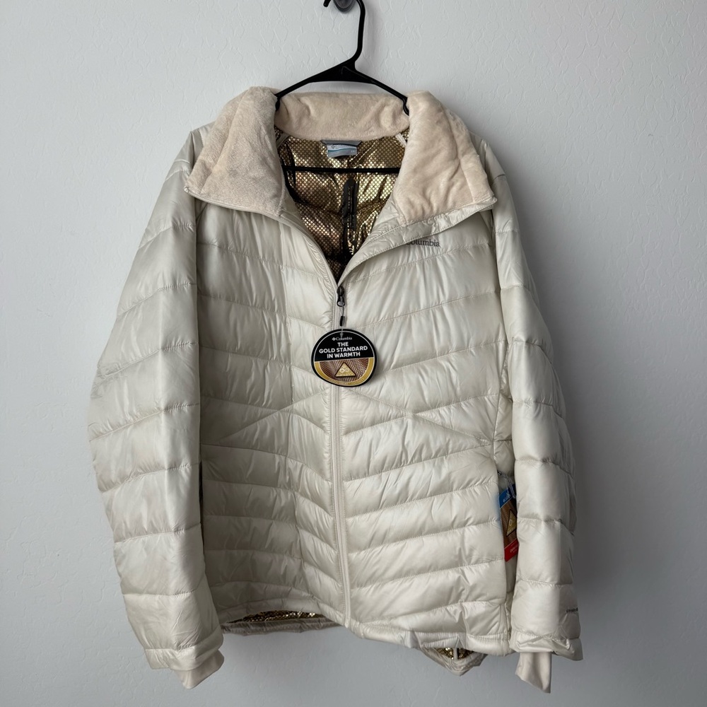 Columbia Gold and Cream Omni Heat Infinity Jacket